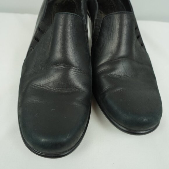 Dansko Black Slip On Heeled Shoe Size 9.5 - Picture 4 of 12